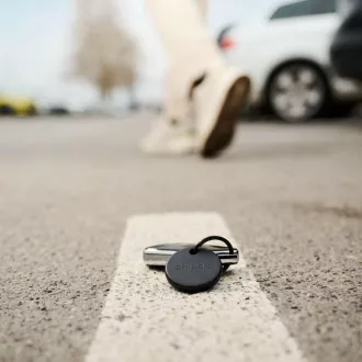 Chipolo POP – Bluetooth lokátor, černý Chipolo POP – Bluetooth lokátor, černý