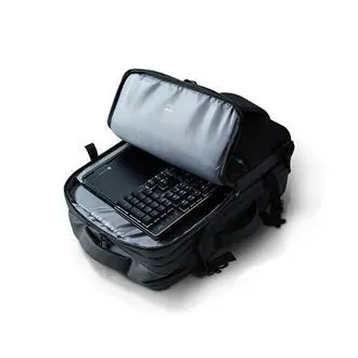 Acer Predator Robust Backpack 18" - černý, 100% polyester, voděodolný Acer Predator Robust Backpack 18" - černý, 100% polyester, voděodolný