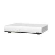 QNAP Wi-Fi 6 SD-WAN router QHora-301W (4x GbE / 2x 10GbE / 2x USB 3.2 / 8 interních antén)